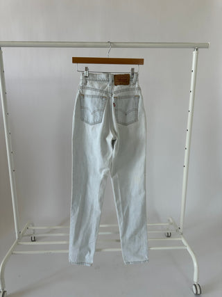 3045. Vintage Levis size 21 - amandenimes - 3045. Vintage Levis size 21 -