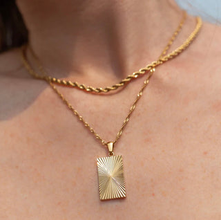 30A Necklace - Gold -