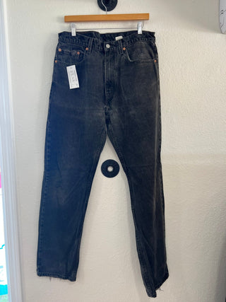 2072. Vintage Levis size 32 - amandenimes - 2072. Vintage Levis size 32 -