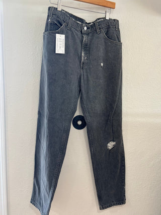 2056. Vintage Levis size 30 - amandenimes - 2056. Vintage Levis size 30 -