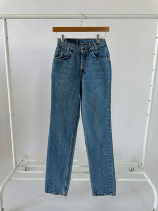 3052. Vintage Levis size 23 - amandenimes - 3052. Vintage Levis size 23 -