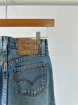 3053. Vintage Levis size 23 - amandenimes - 3053. Vintage Levis size 23 -