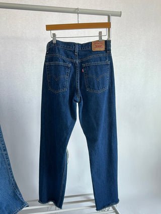 13. Vintage Levis - size 29 - amandenimes - 13. Vintage Levis - size 29 -
