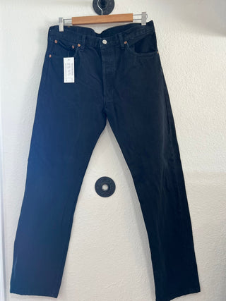 2074. Vintage Levis size 32 - amandenimes - 2074. Vintage Levis size 32 -