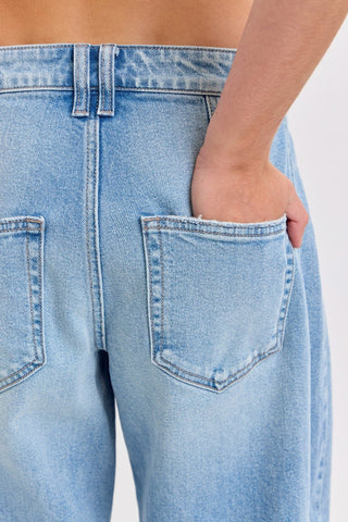 Light Wash Long Barrel Jeans - amandenimes - Light Wash Long Barrel Jeans -