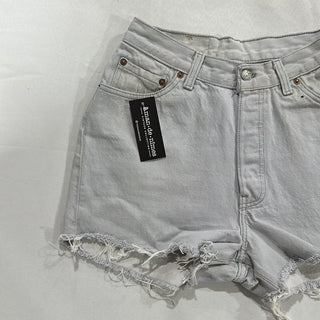 1013. Vintage Levis size 24 - amandenimes - 1013. Vintage Levis size 24 -