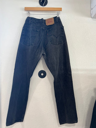 2077. Vintage Levis size 32 - amandenimes - 2077. Vintage Levis size 32 -