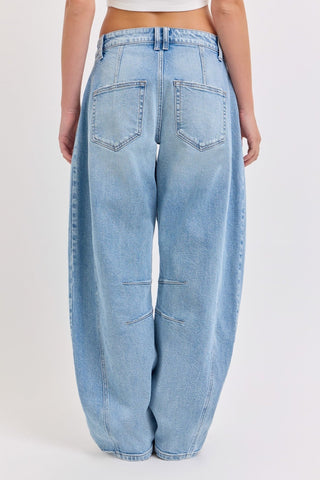Light Wash Long Barrel Jeans - amandenimes - Light Wash Long Barrel Jeans -