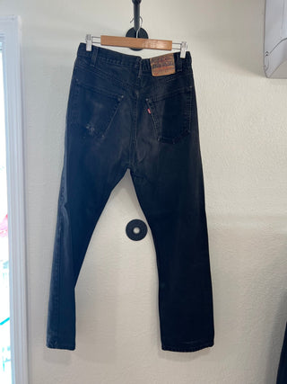 2057. Vintage Levis size 31 - amandenimes - 2057. Vintage Levis size 31 -