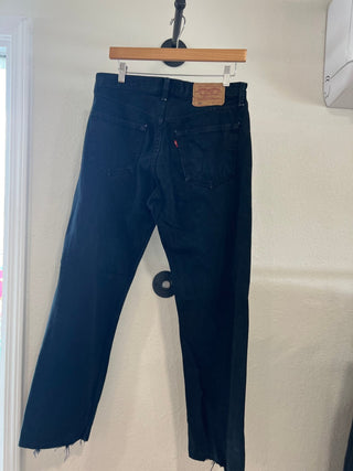 2053. Vintage Levis size 30 - amandenimes - 2053. Vintage Levis size 30 -