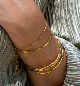Serenity Bangle - Gold -