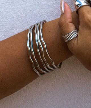 Serenity Bangle - Silver -