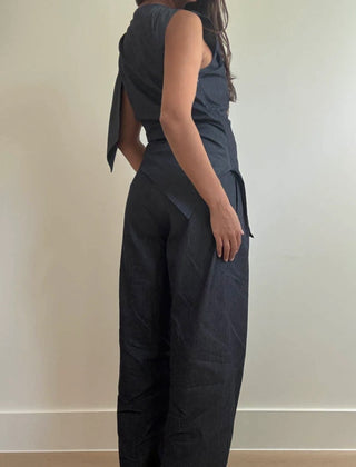 The Dally Asymmetrical Top -