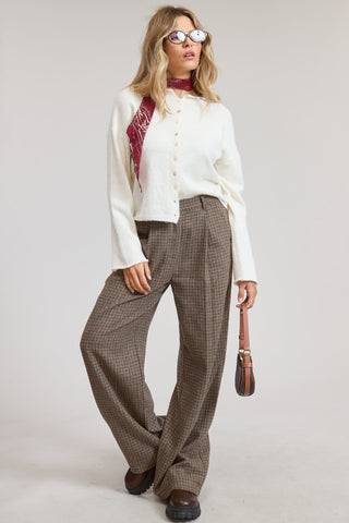 The Staple Cardigan - Ivory -