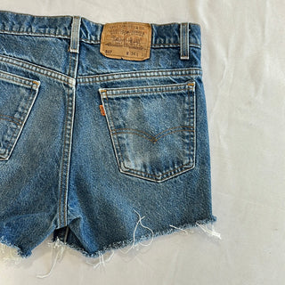 1131. Vintage Levis size 32