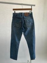 Load image into Gallery viewer, 52. Vintage Levis size 29
