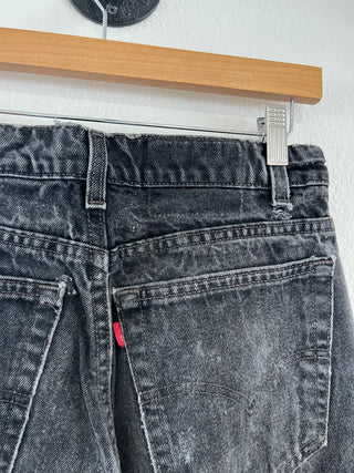 2043. Vintage Levis size 29