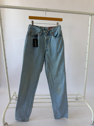 5018. Size 26 Vintage Levis