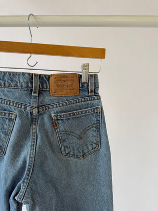 4000. Kids Size 14 Regular Vintage Levis - Vintage Denim
