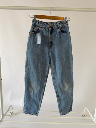 4001. Kids Size 12 Regular Vintage Levis - Vintage Denim