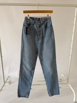4004. Size 24 Vintage Levis - Vintage Denim