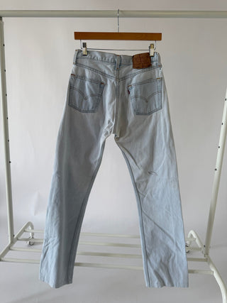 4027. Size 27 Vintage Levis - Vintage Denim