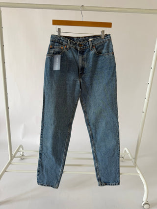 4031. Size 27 Vintage Levis - Vintage Denim
