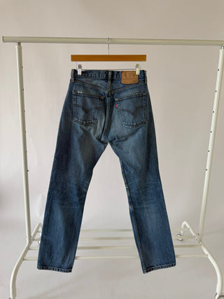 4040. Size 27 Vintage Levis - Vintage Denim