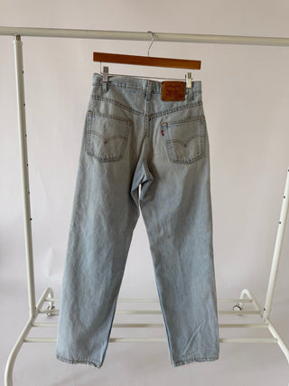 4041. Size 27 Vintage Levis - Vintage Denim