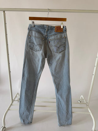 4046. Size 27 Vintage Levis - Vintage Denim