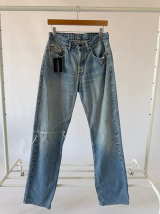 4056. Size 28 Vintage Levis - Vintage Denim