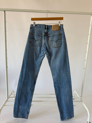 4062. Size 28 Vintage Levis - Vintage Denim