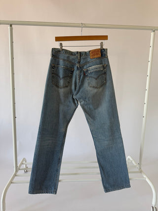 4063. Size 29 Vintage Levis - Vintage Denim