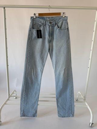 4065. Size 29 Vintage Levis - Vintage Denim