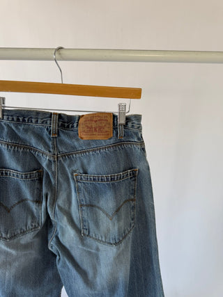 4071. Size 29 Vintage Levis - Vintage Denim