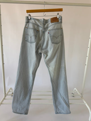 4073. Size 29 Vintage Levis - Vintage Denim