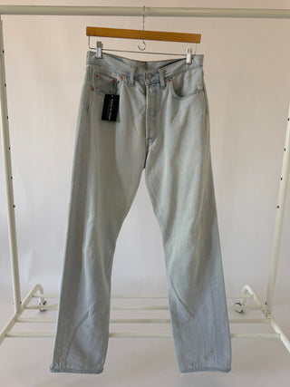 4073. Size 29 Vintage Levis - Vintage Denim