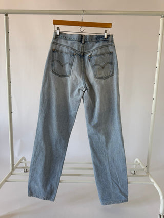 4074. Size 29 Vintage Levis - Vintage Denim