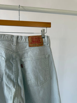 4075. Size 29 Vintage Levis - Vintage Denim