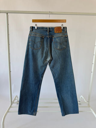 4079. Size 30 Vintage Levis - Vintage Denim