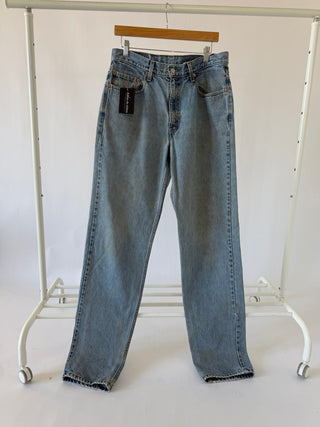 4082. Size 30 Vintage Levis - Vintage Denim