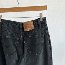 Load image into Gallery viewer, 12. Vintage Levis size 29

