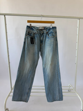 5001. Size 30 Vintage Levis - Vintage Denim