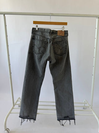 5004. Size 29 Vintage Levis - Vintage Denim
