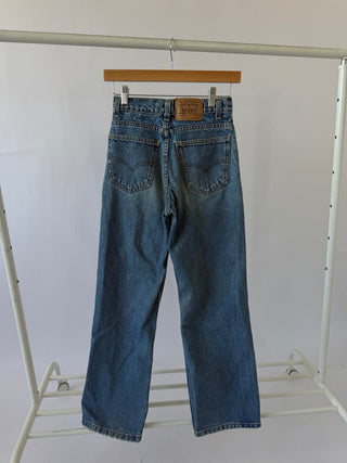 5028. Size 23 Vintage Levis - Vintage Denim