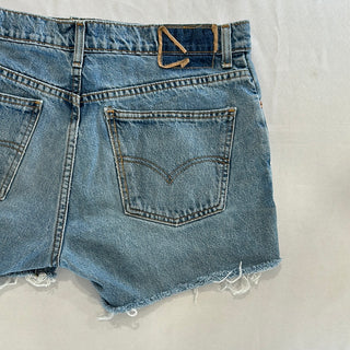 1140. Vintage Levis size 33