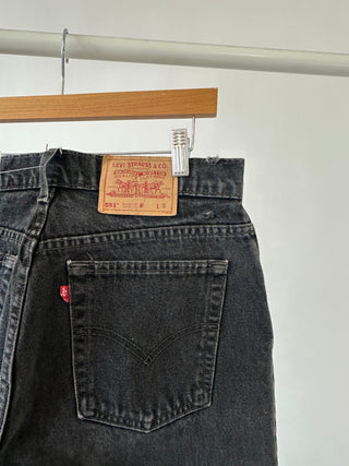 3082. Vintage Levis size 32 - amandenimes - 3082. Vintage Levis size 32 - 