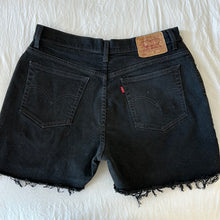 Load image into Gallery viewer, 314. Vintage Levis size 31
