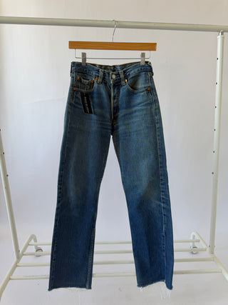 5019. Size 25 Vintage Levis