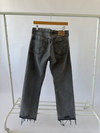 5004. Size 29 Vintage Levis
